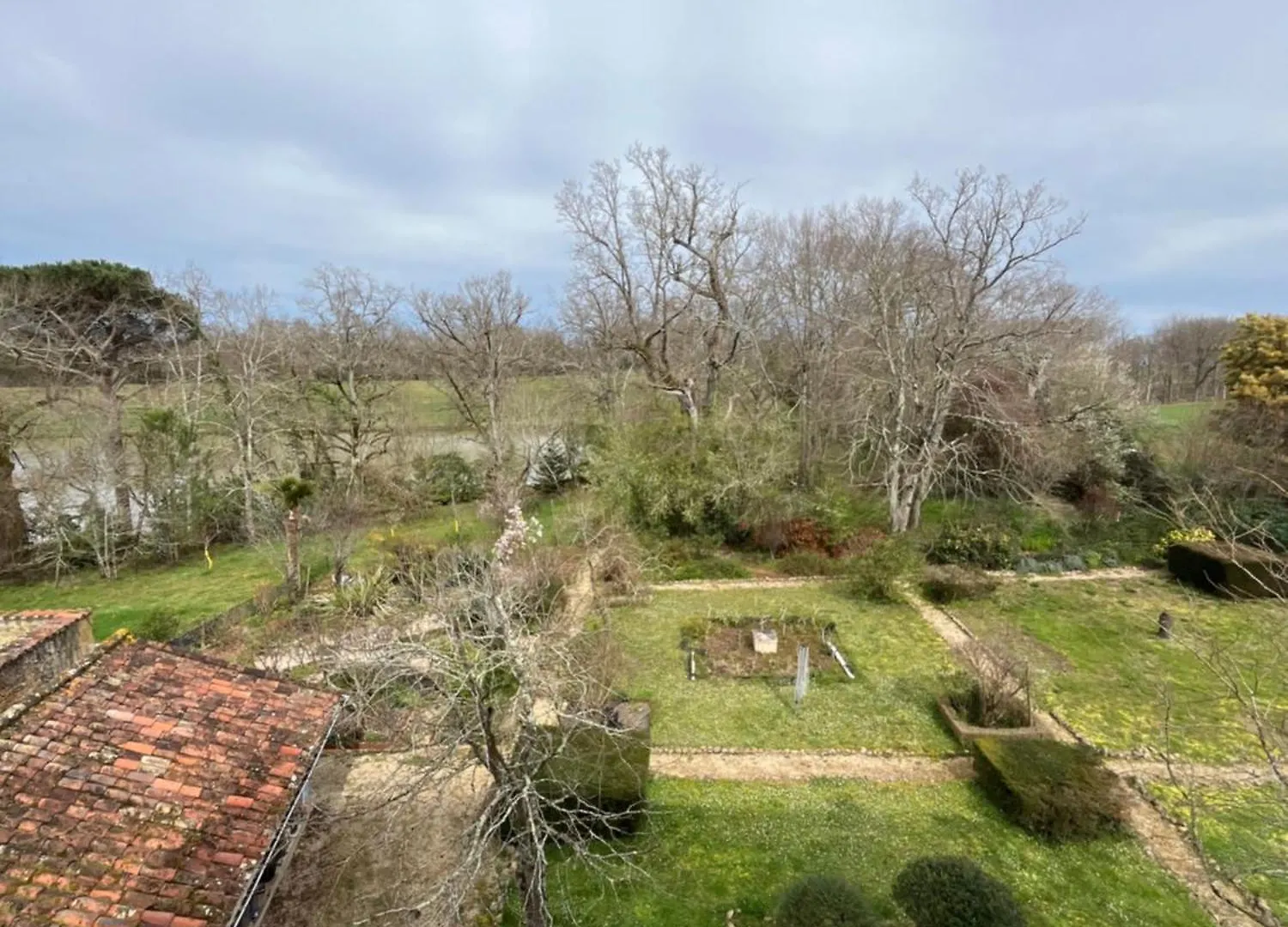 Chateau De Lahitte Bed and Breakfast Vergoignan 0*,