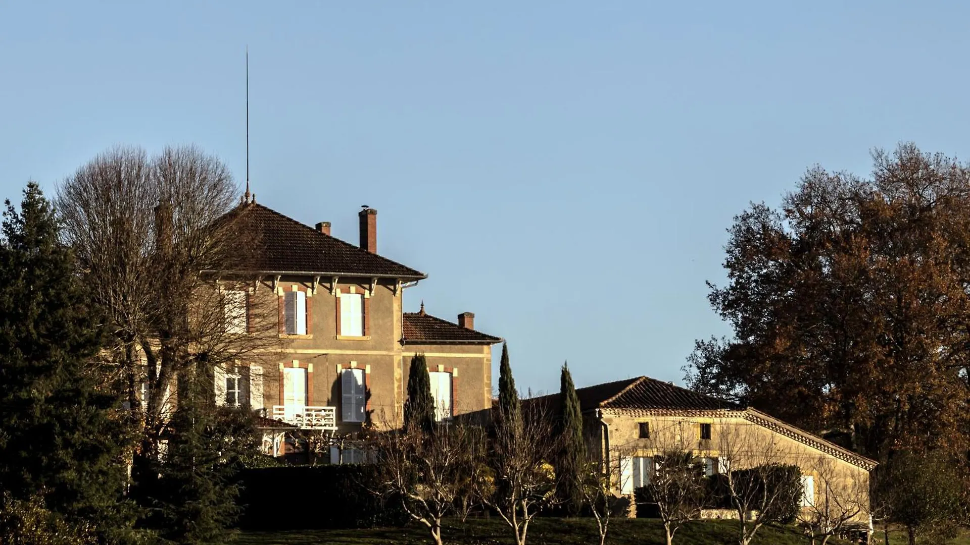 Chateau De Lahitte Bed and Breakfast Vergoignan Bed & Breakfast